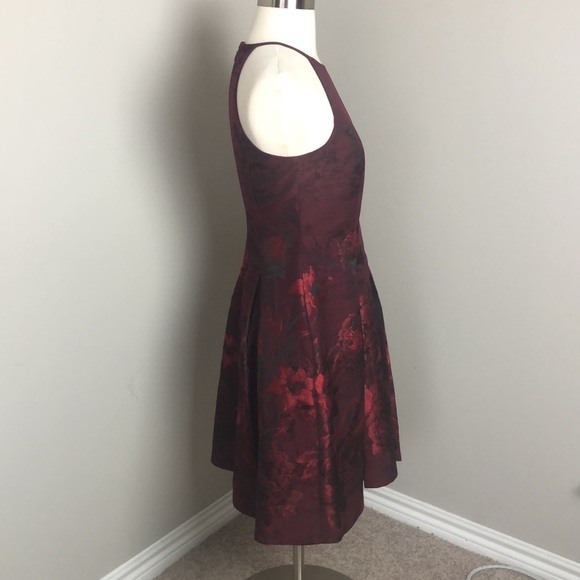 WHBM Burgundy Rose Jacquard Dress - Picture 4 of 10